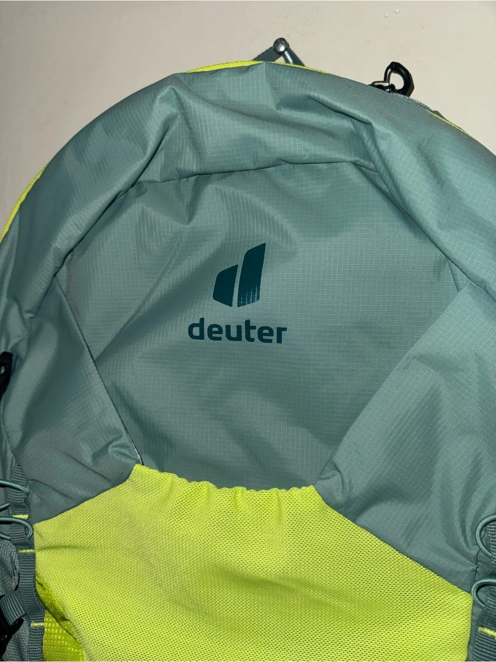 Deuter Lite Backpack in Jade Citrus